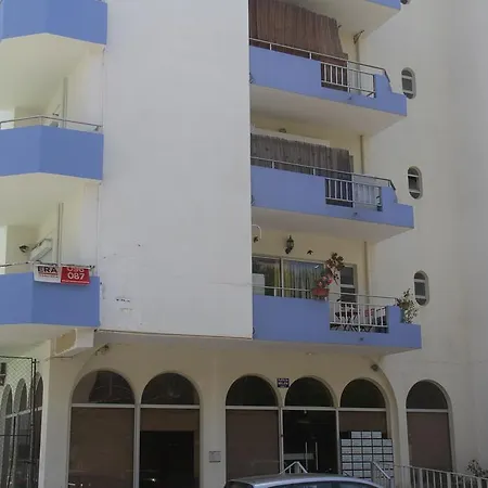 Armacao Pera T0 With Pool * Armação de Pêra